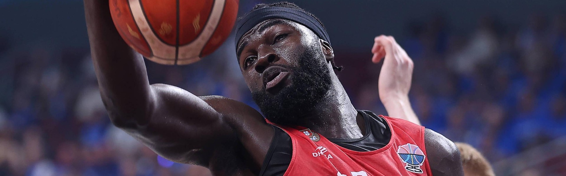 遗憾空砍！克塔竭尽全力贡献18分11篮板