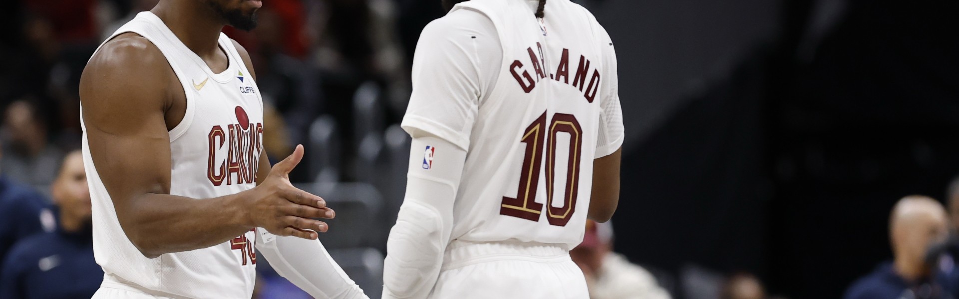 开云电子-NBA彩经：雷霆大胜灰熊 勇士拆穿魔术 活塞拿下开拓者